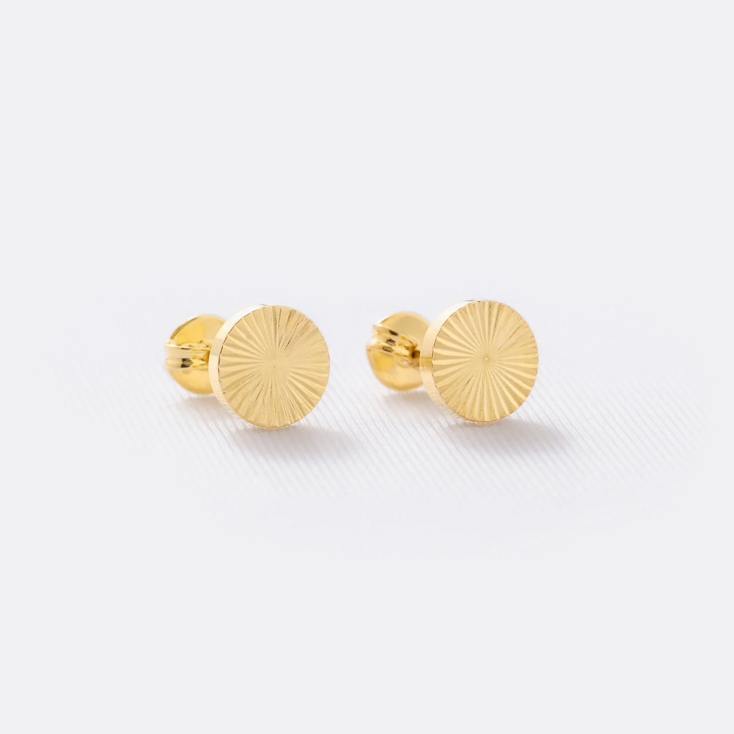 Pendientes Aretes Sol Redondo 8 mm