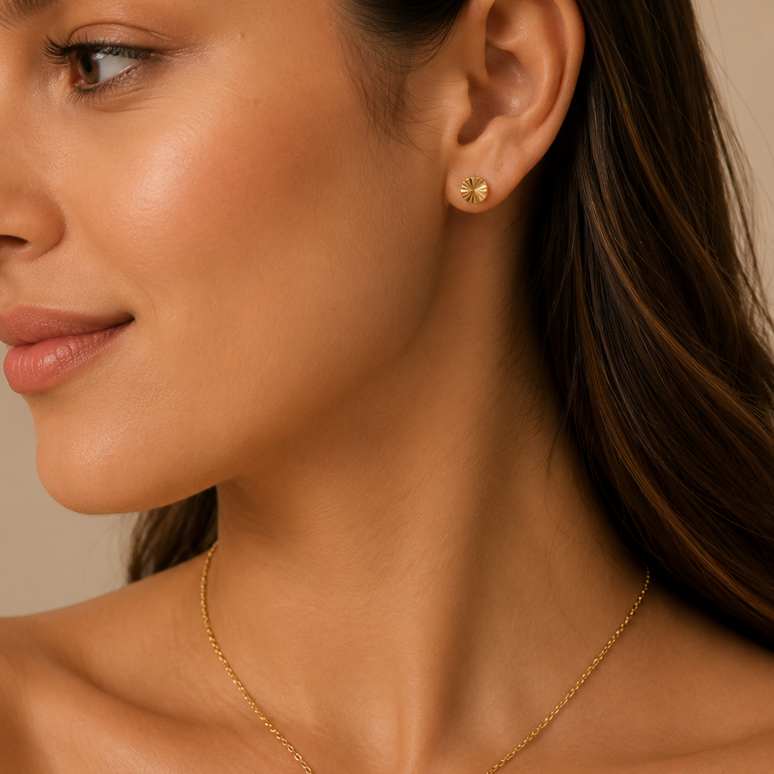 Pendientes Aretes Sol Redondo 4 mm