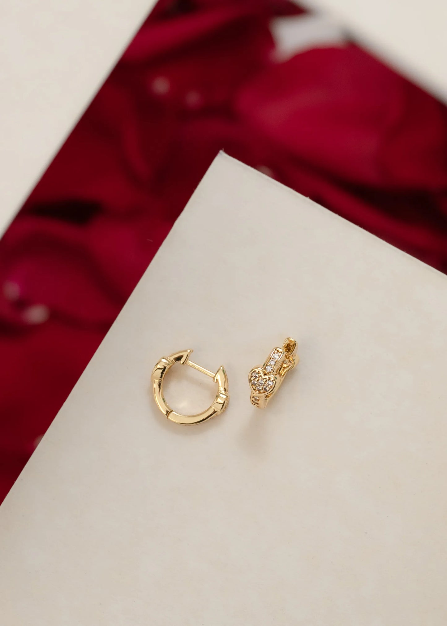 Pendientes Aretes Love Whisper